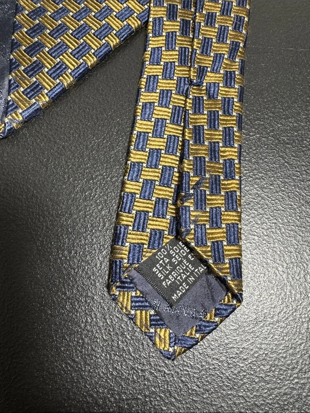 Tiffany & Co mens brown blue check jacquard 100% silk luxury neck tie EUC
